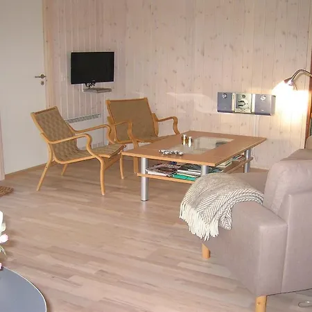 Three-bedroom Holiday Johansens 03 *